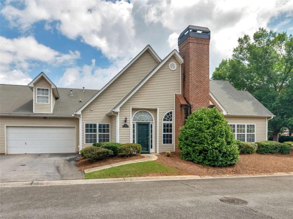2 bedroom, 2 bathroom, 1,572 sq ft condominium under contract at 1512 Settlers Walk Lane, Marietta, GA 30060 — photo 4