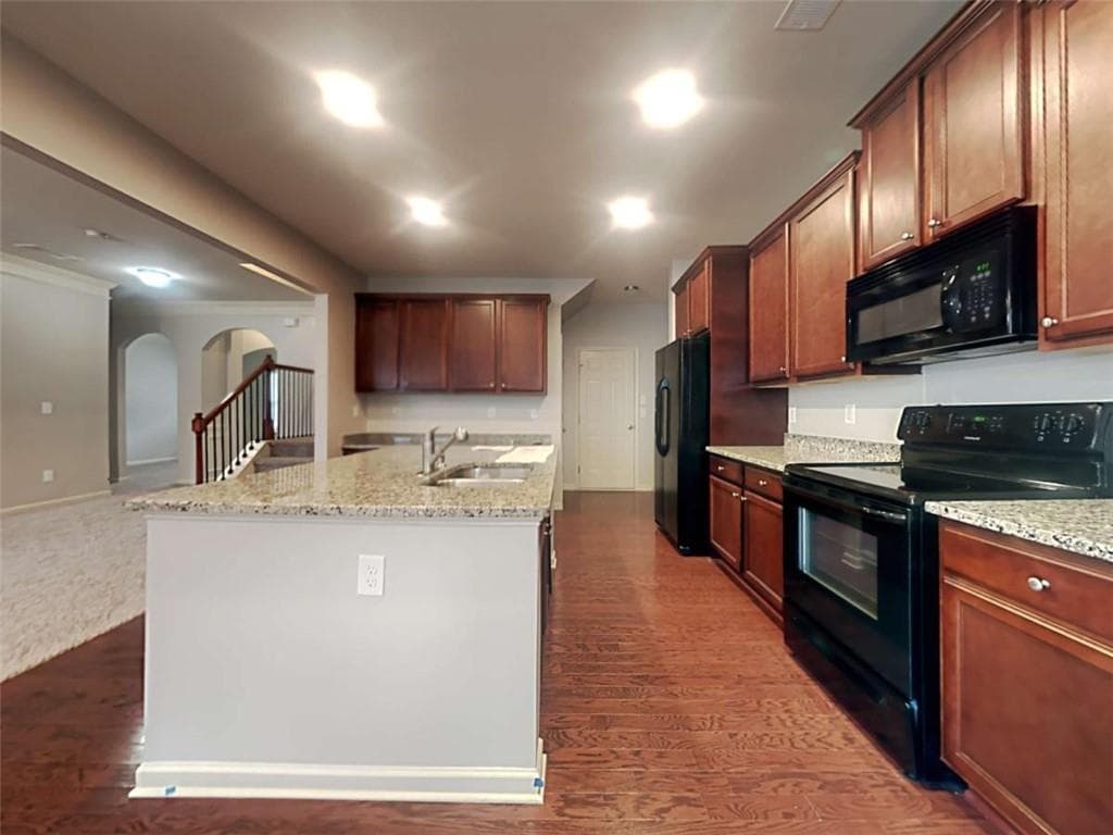 3 bedroom, 3 bathroom, 2,600 sq ft single family residence for sale at 737 Pine Lane, Lawrenceville, GA 30043 — photo 5