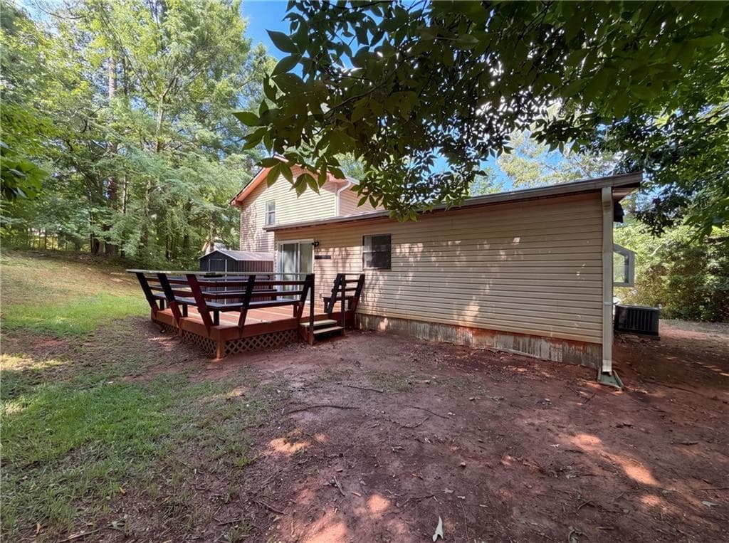 4 bedroom, 2 bathroom, 1,946 sq ft single family residence for sale at 3808 Shane Court, Ellenwood, GA 30294 — photo 5