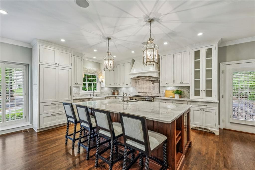 4 bedroom, 5 bathroom single family residence for sale at 5240 Kenbrook Way, Sandy Springs, GA 30327 — photo 10
