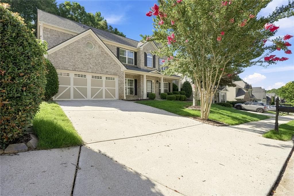 5 bedroom, 3 bathroom, 3,050 sq ft single family residence for sale at 2585 Lansing Lane, Cumming, GA 30041 — photo 8