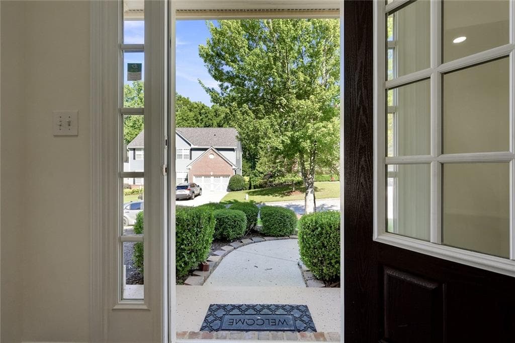 5 bedroom, 3 bathroom, 3,050 sq ft single family residence for sale at 2585 Lansing Lane, Cumming, GA 30041 — photo 10