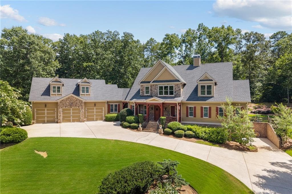 5 bedroom, 6 bathroom, 5,304 sq ft single family residence for sale at 1000 Holly Street, Canton, GA 30114 — photo 3