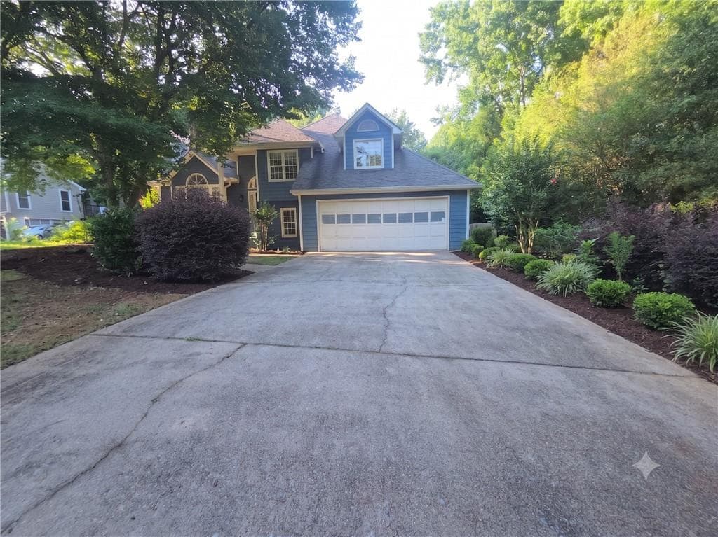 4 bedroom, 3 bathroom, 1,977 sq ft single family residence for sale at 4915 Bayberry Drive, Cumming, GA 30040 — photo 7