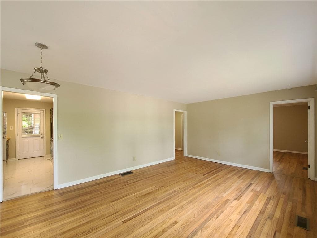 3 bedroom, 2 bathroom, 1,176 sq ft single family residence for rent at 3225 Forrest Hills Drive, Hapeville, GA 30354 for $1,500 a month — photo 7