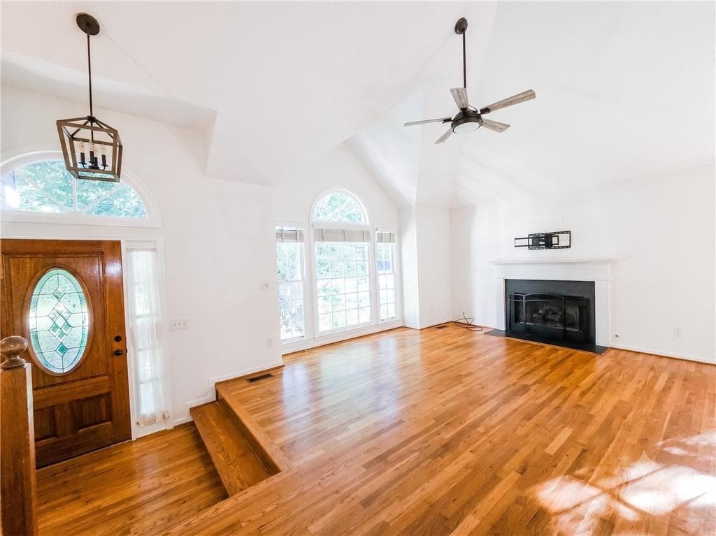 4 bedroom, 3 bathroom, 1,977 sq ft single family residence for sale at 4915 Bayberry Drive, Cumming, GA 30040 — photo 9