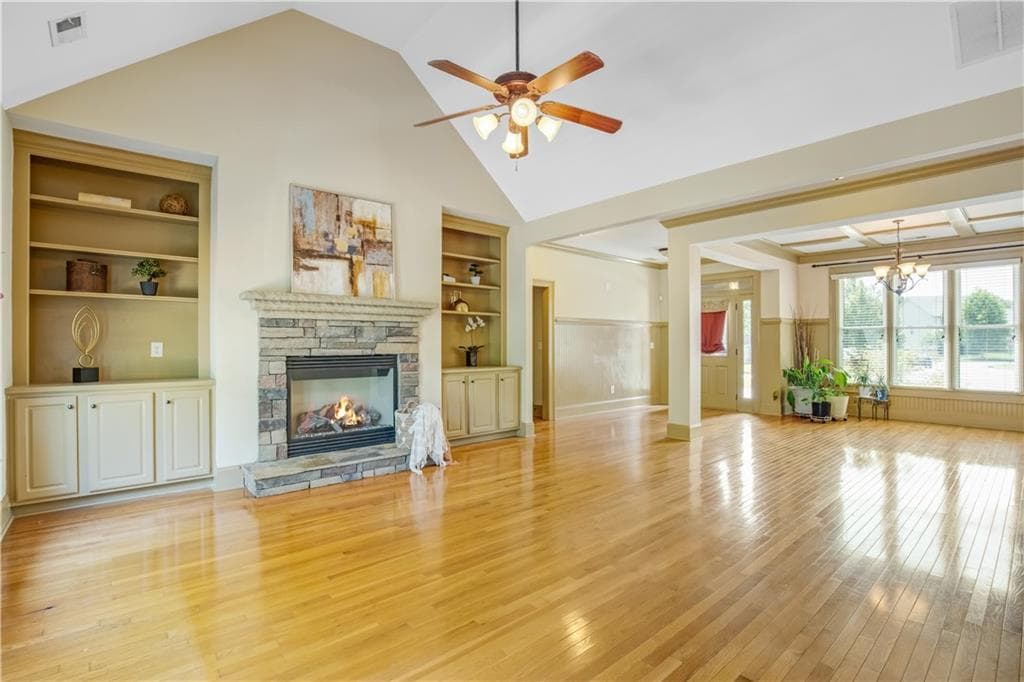 6 bedroom, 3 bathroom, 4,402 sq ft single family residence for sale at 5 Eastview Court, Cartersville, GA 30120 — photo 8