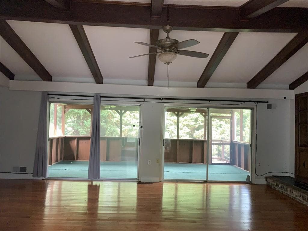 4 bedroom, 3 bathroom, 3,496 sq ft single family residence under contract at 402 Emily Drive, Lilburn, GA 30047 — photo 4