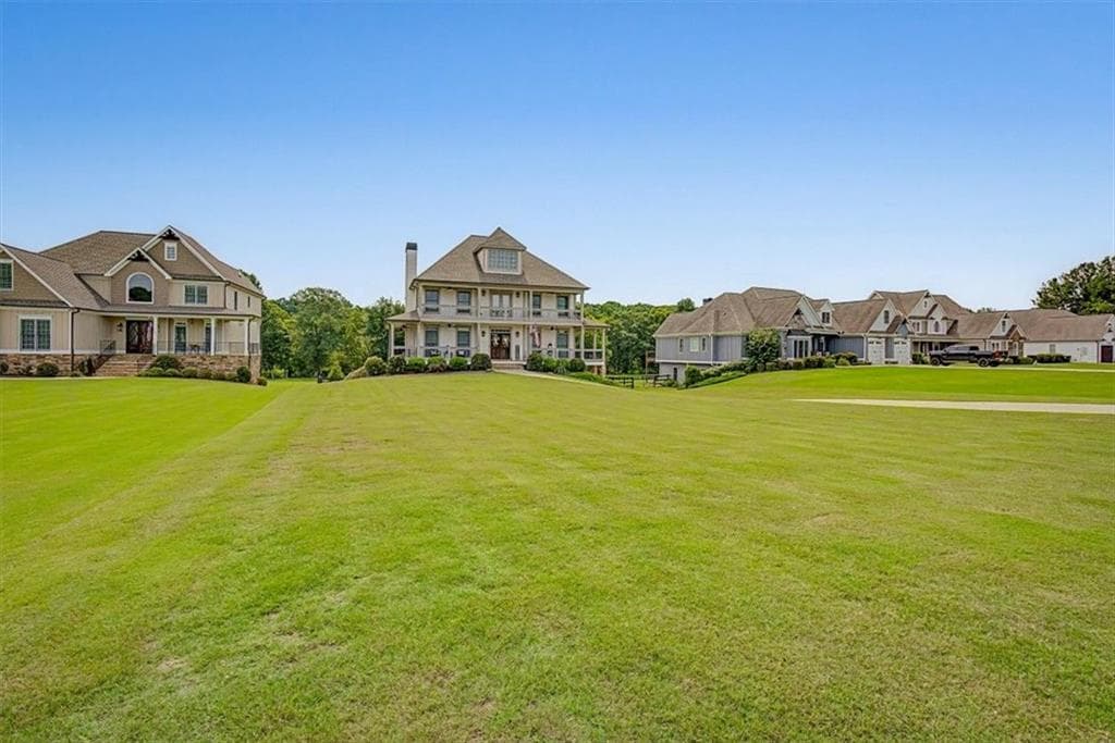 6 bedroom, 5 bathroom, 4,342 sq ft single family residence for sale at 109 River Walk Parkway, Euharlee, GA 30145 — photo 7
