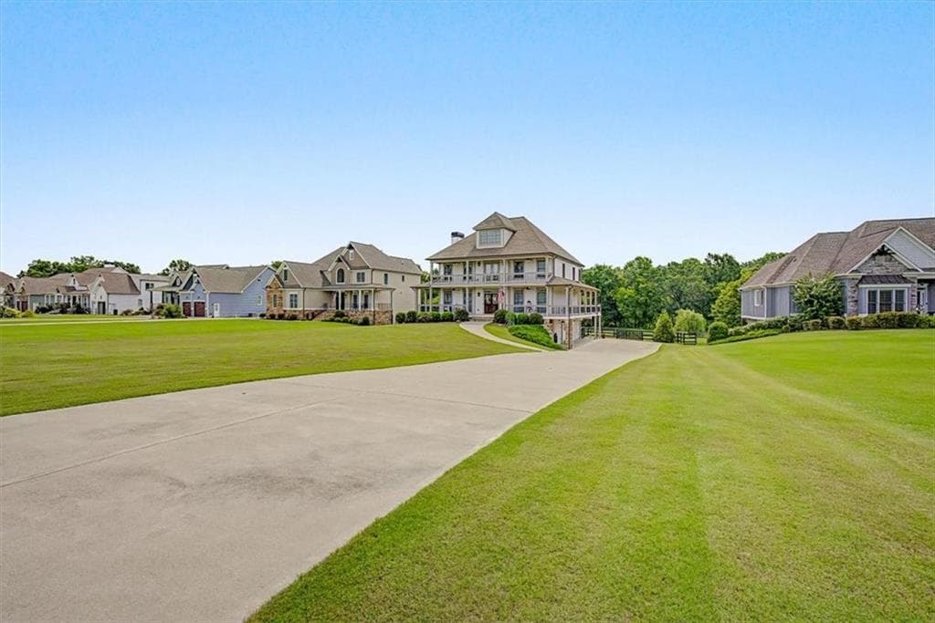 6 bedroom, 5 bathroom, 4,342 sq ft single family residence for sale at 109 River Walk Parkway, Euharlee, GA 30145 — photo 9