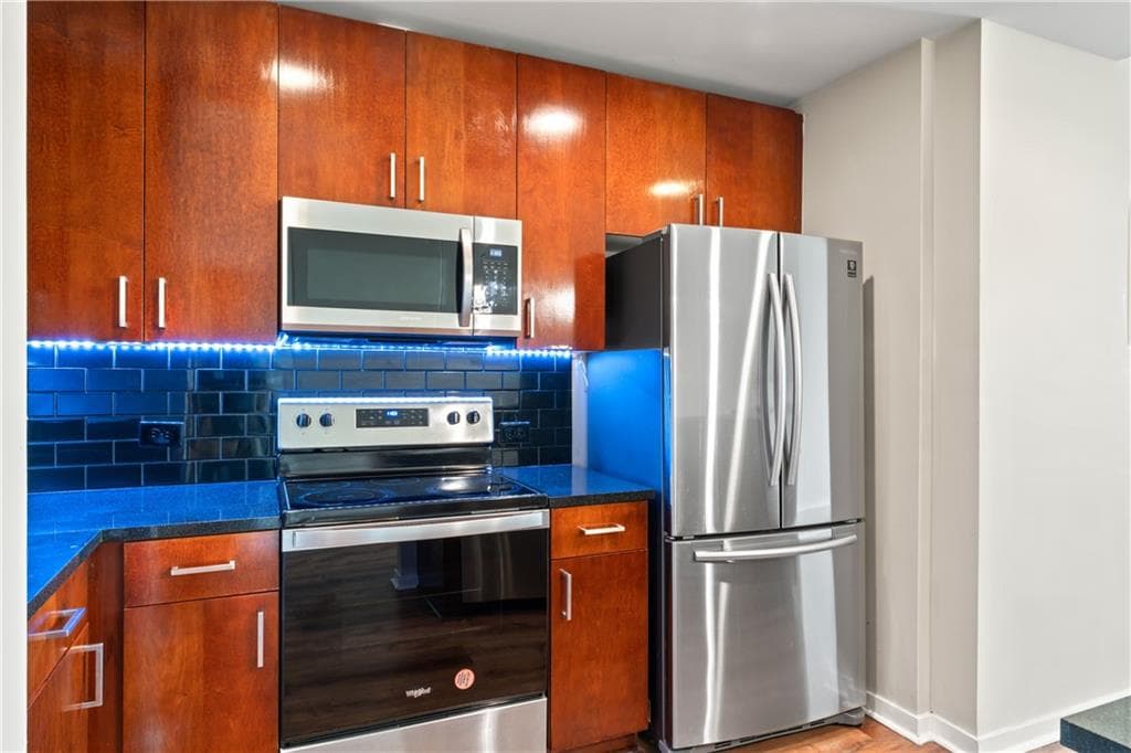 1 bedroom, 1 bathroom, 695 sq ft condominium for sale at 361 17th Street 1021, Atlanta, GA 30363 — photo 4