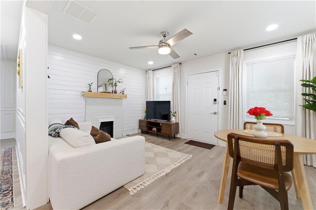 3 bedroom, 2 bathroom, 1,200 sq ft single family residence for rent at 2778 Harlan Drive, Atlanta, GA 30344 for $1,950 a month — photo 3
