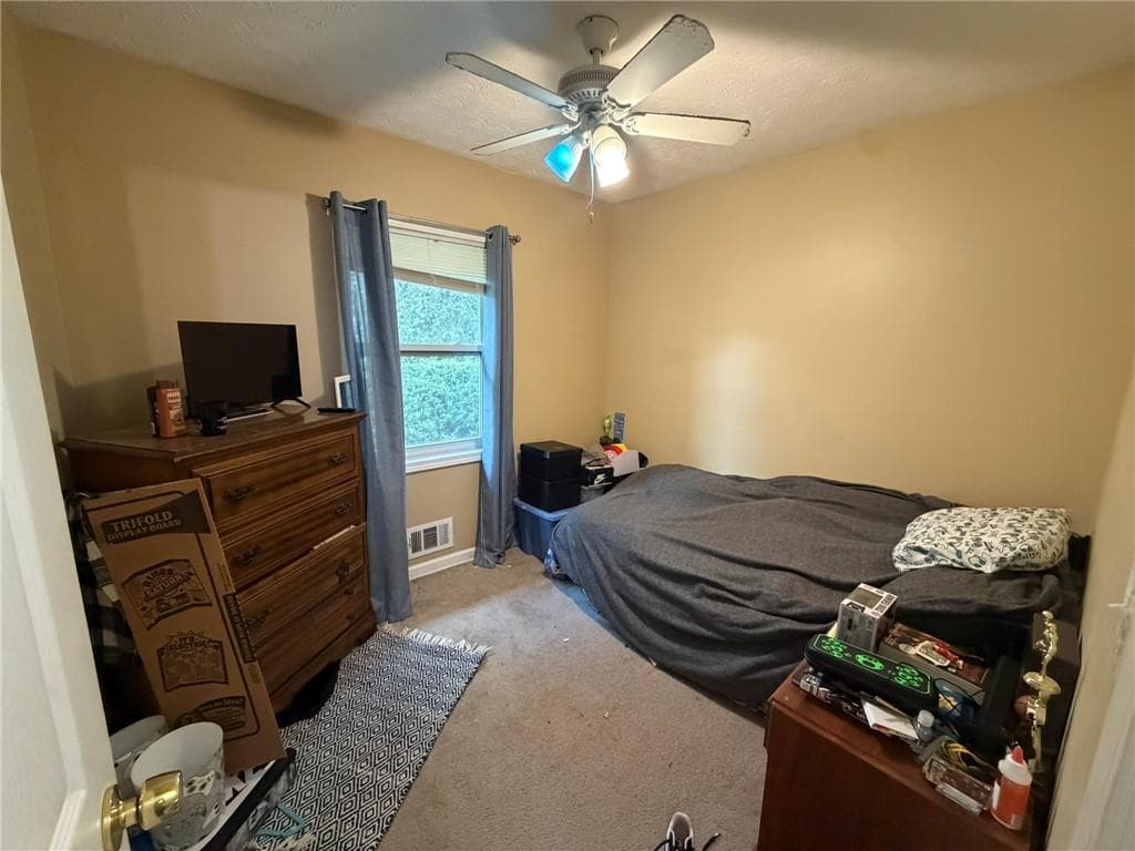 3 bedroom, 2 bathroom, 1,275 sq ft single family residence under contract at 8969 Cornell Drive, Jonesboro, GA 30238 — photo 8