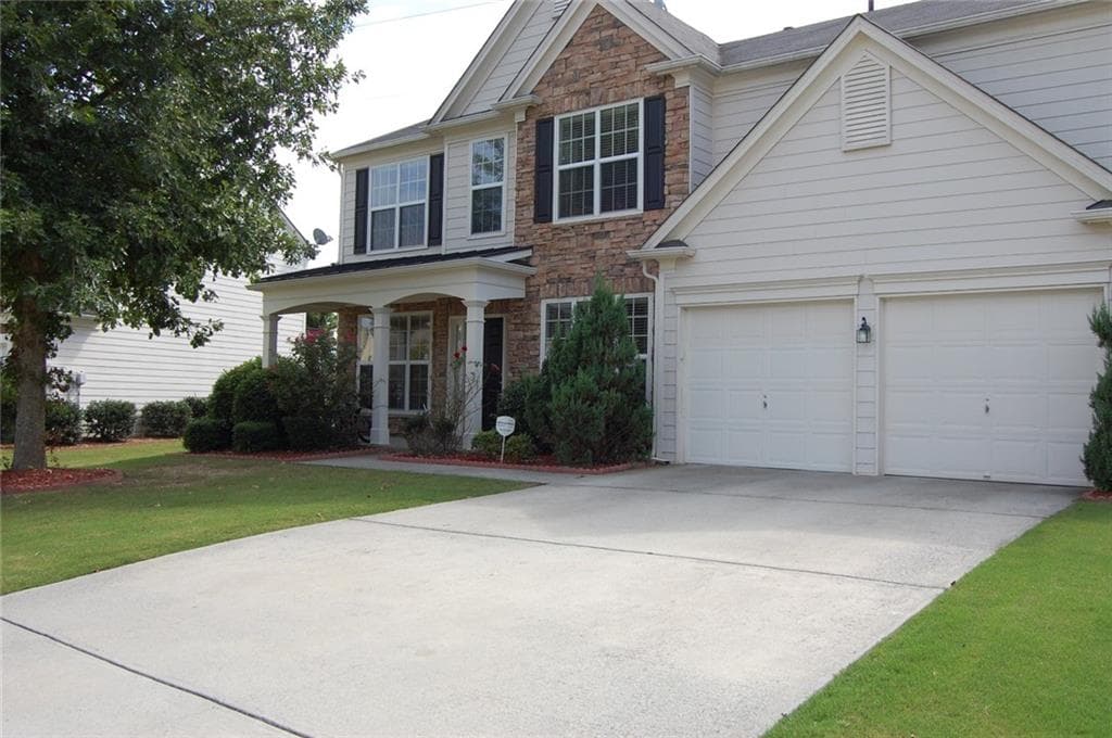 4 bedroom, 3 bathroom, 2,288 sq ft single family residence for rent at 8025 Friarbridge Drive, Suwanee, GA 30024 for $2,680 a month — photo 1 of 7