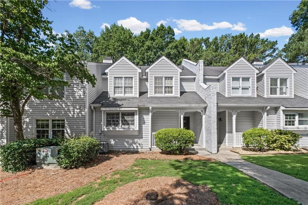 2 bedroom, 3 bathroom, 1,471 sq ft condominium for sale at 1113 Cannongate Crossing, Marietta, GA 30064 — photo 2