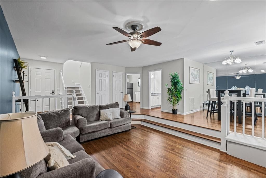 2 bedroom, 3 bathroom, 1,471 sq ft condominium for sale at 1113 Cannongate Crossing, Marietta, GA 30064 — photo 10