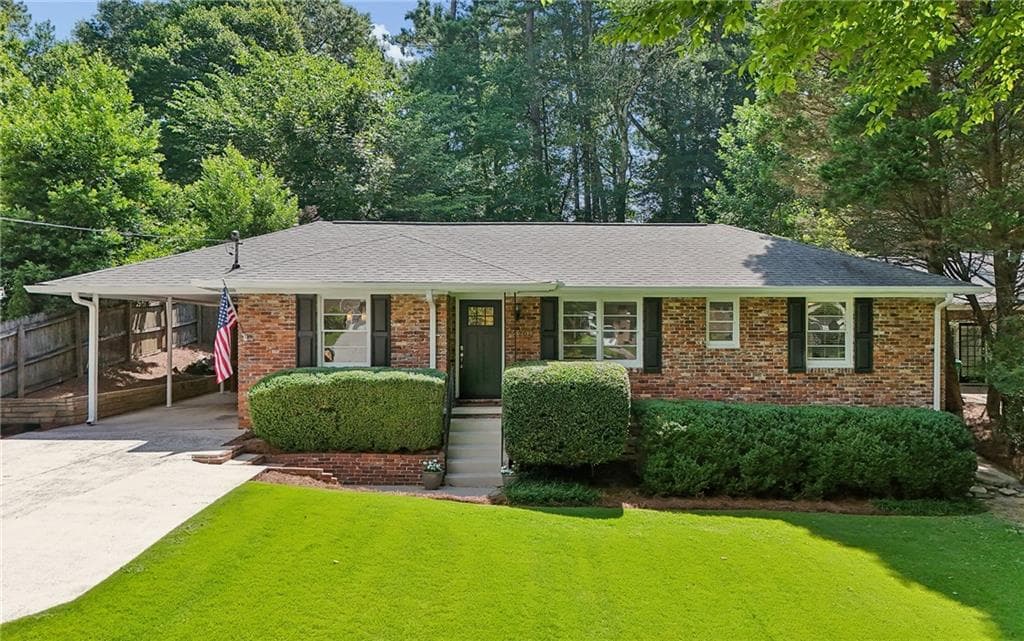 3 bedroom, 3 bathroom, 1,643 sq ft single family residence sold at 2201 Fairway Circle, Brookhaven, GA 30319