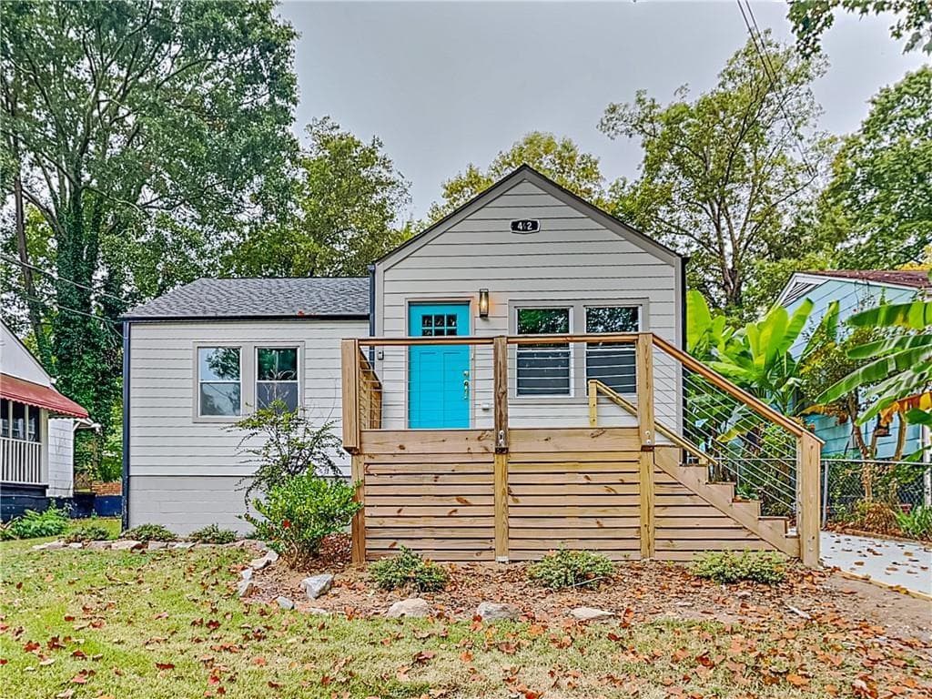 3 bedroom, 2 bathroom, 1,414 sq ft single family residence for rent at 492 Elbridge Drive, Atlanta, GA 30318 for $1,900 a month — photo 1 of 18