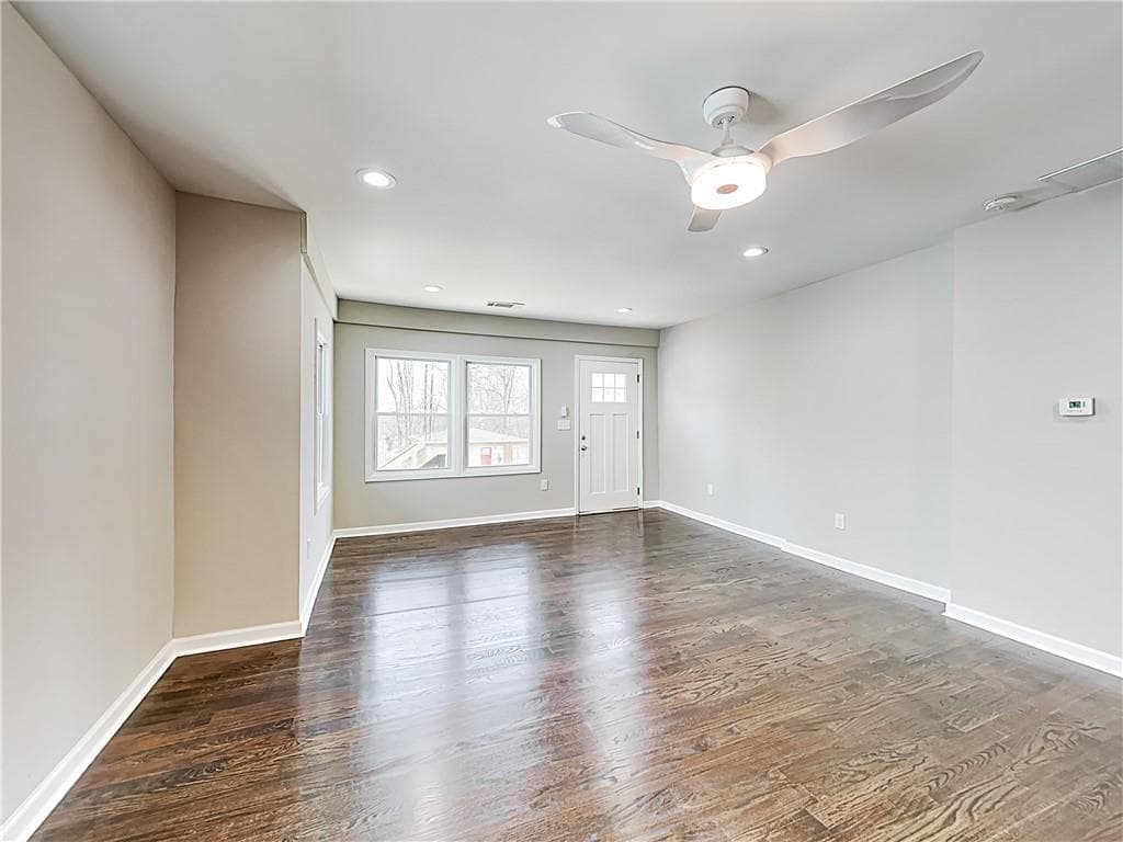 3 bedroom, 2 bathroom, 1,414 sq ft single family residence for rent at 492 Elbridge Drive, Atlanta, GA 30318 for $1,900 a month — photo 2
