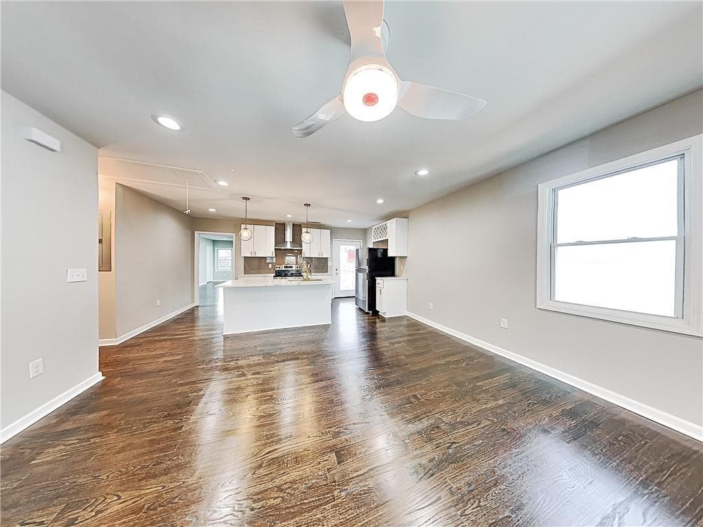 3 bedroom, 2 bathroom, 1,414 sq ft single family residence for rent at 492 Elbridge Drive, Atlanta, GA 30318 for $1,900 a month — photo 4