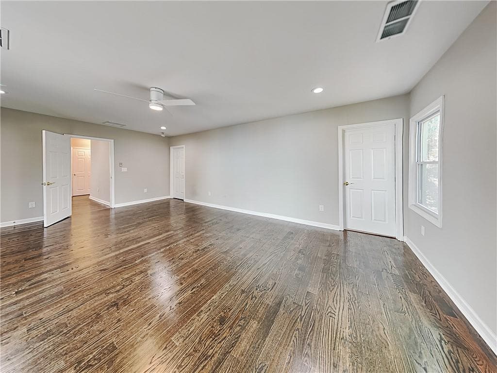 3 bedroom, 2 bathroom, 1,414 sq ft single family residence for rent at 492 Elbridge Drive, Atlanta, GA 30318 for $1,900 a month — photo 8