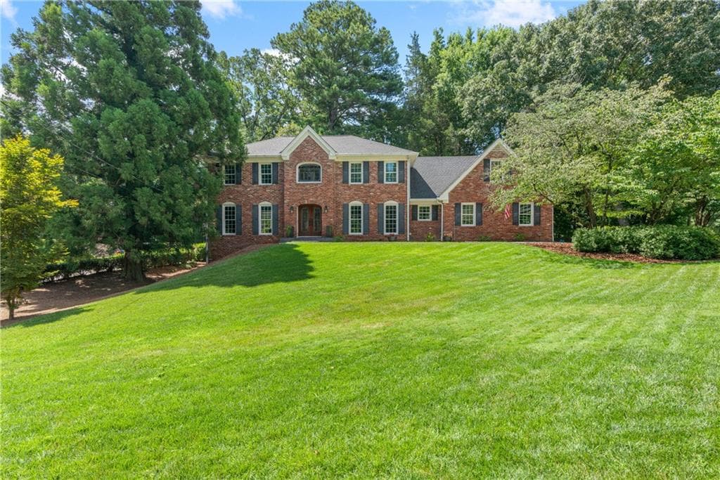 5 bedroom, 4 bathroom, 4,060 sq ft single family residence sold at 2303 Fenhurst Place, Atlanta, GA 30338