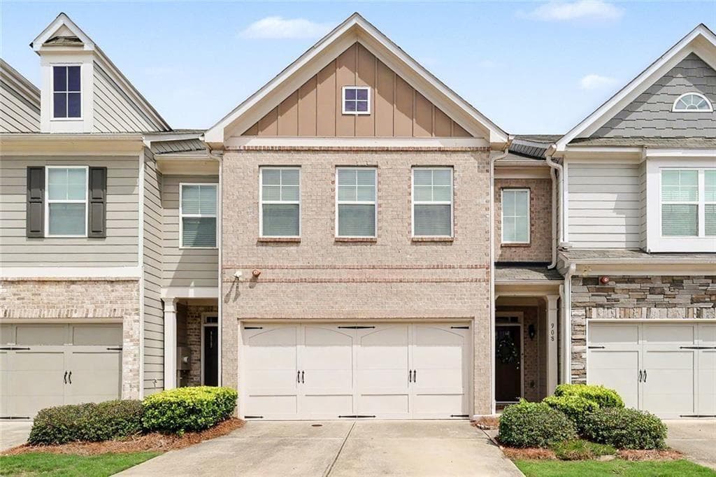3 bedroom, 3 bathroom, 1,950 sq ft townhouse under contract at 908 Arbor Crowne Drive, Lawrenceville, GA 30045