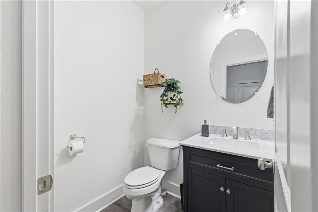 3 bedroom, 3 bathroom, 1,950 sq ft townhouse under contract at 908 Arbor Crowne Drive, Lawrenceville, GA 30045 — photo 9