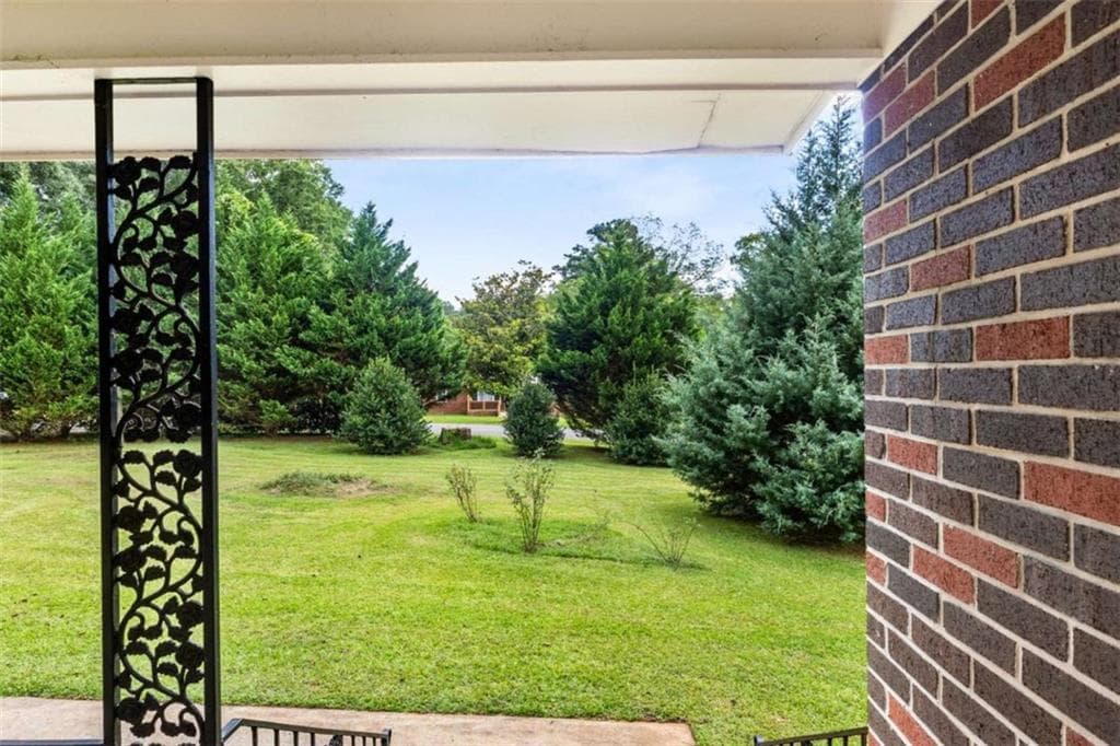 3 bedroom, 2 bathroom, 1,820 sq ft single family residence under contract at 134 Ellen Hand Circle, Cedartown, GA 30125 — photo 7