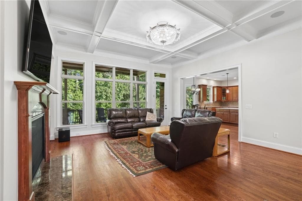 6 bedroom, 5 bathroom, 4,134 sq ft single family residence for sale at 6195 Read Road, Suwanee, GA 30024 — photo 5