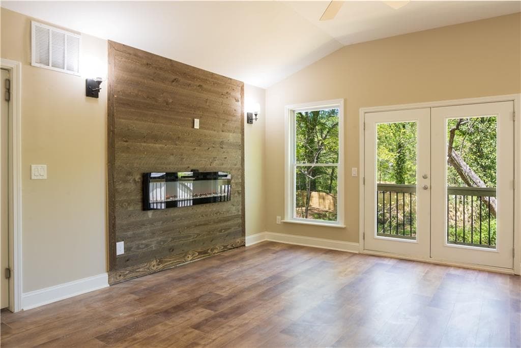 3 bedroom, 3 bathroom, 1,711 sq ft single family residence for sale at 1677 North Avenue, Atlanta, GA 30318 — photo 9