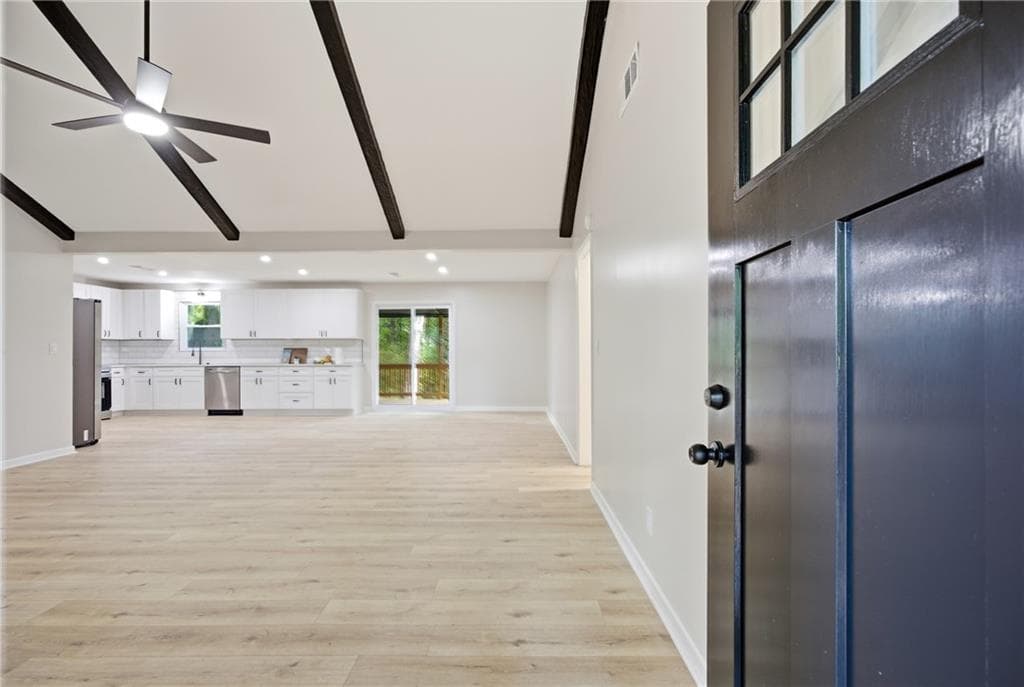 4 bedroom, 2 bathroom, 1,835 sq ft single family residence under contract at 1120 Kinnett Road, Covington, GA 30016 — photo 4