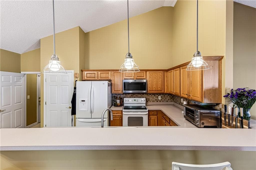 2 bedroom, 2 bathroom, 1,314 sq ft townhouse for sale at 172 Camry Lane, Grayson, GA 30017 — photo 3