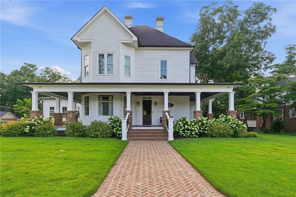4 bedroom, 5 bathroom, 5,452 sq ft single family residence for sale at 127 Griffin Street, Mcdonough, GA 30253
