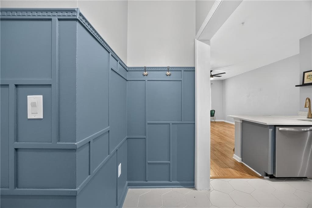 2 bedroom, 1 bathroom, 895 sq ft condominium for sale at 821 Ralph Mcgill Boulevard 3137, Atlanta, GA 30306 — photo 3