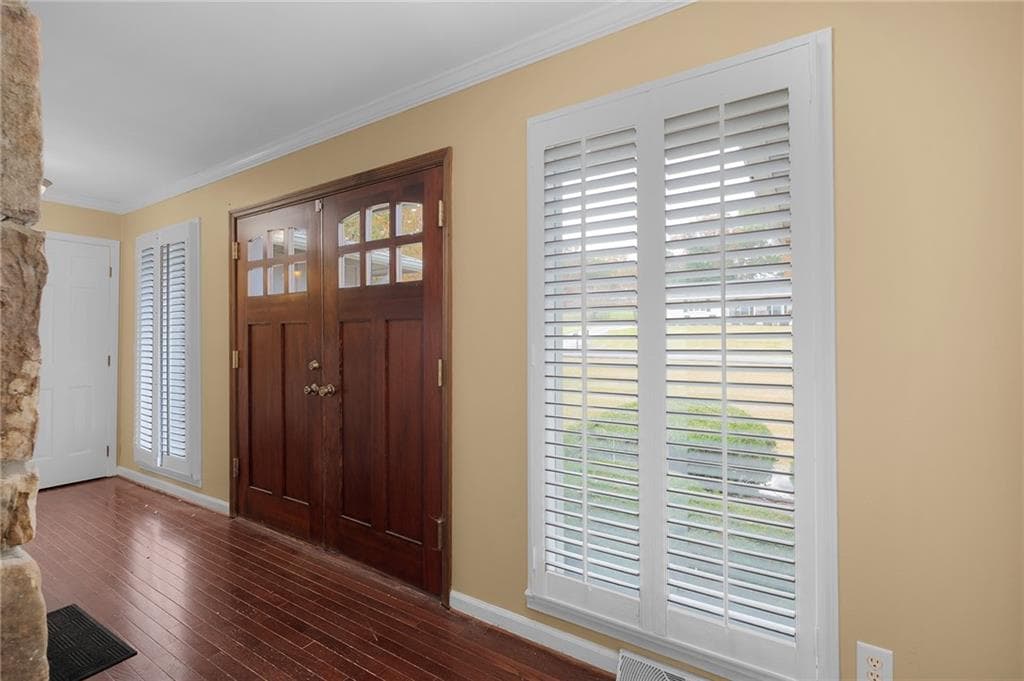 6 bedroom, 4 bathroom, 5,196 sq ft single family residence for sale at 127 Windsor Drive, Calhoun, GA 30701 — photo 8