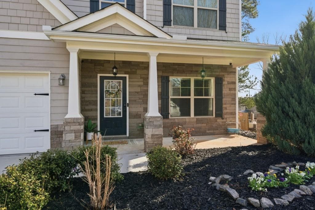 4 bedroom, 3 bathroom, 2,220 sq ft single family residence for sale at 330 White Birch Lane, Jefferson, GA 30549 — photo 4