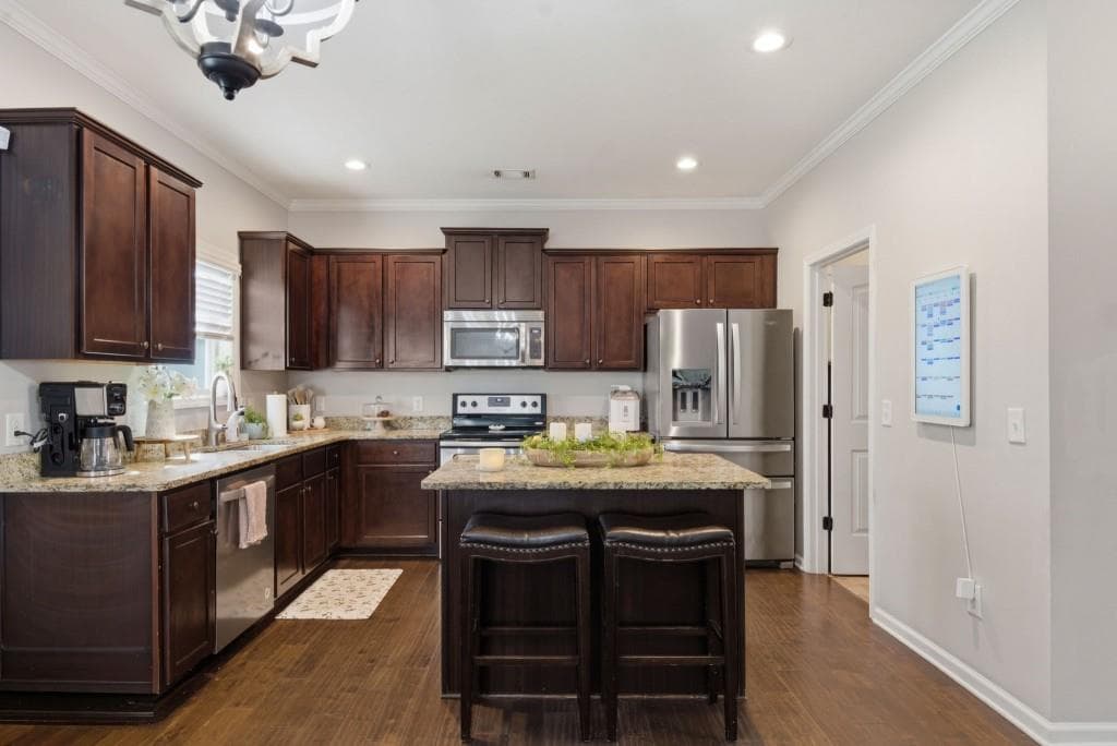 4 bedroom, 3 bathroom, 2,220 sq ft single family residence for sale at 330 White Birch Lane, Jefferson, GA 30549 — photo 10