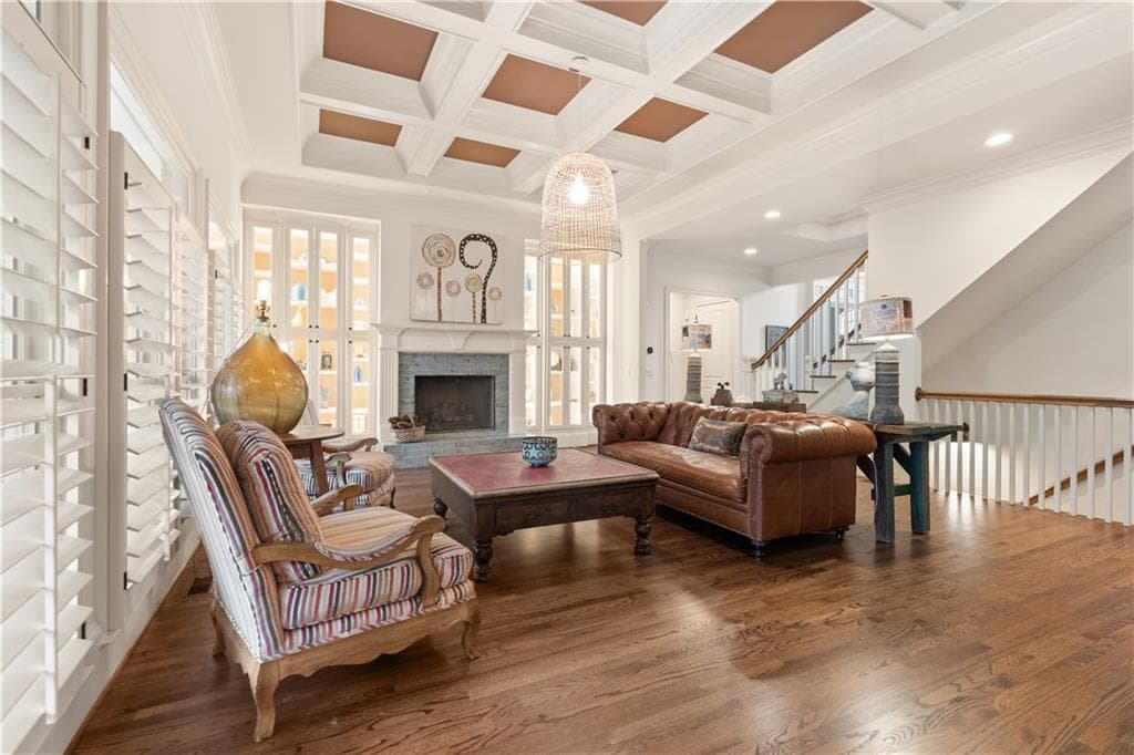 6 bedroom, 6 bathroom, 7,834 sq ft single family residence for sale at 3080 Creek Tree Lane, Cumming, GA 30041 — photo 4