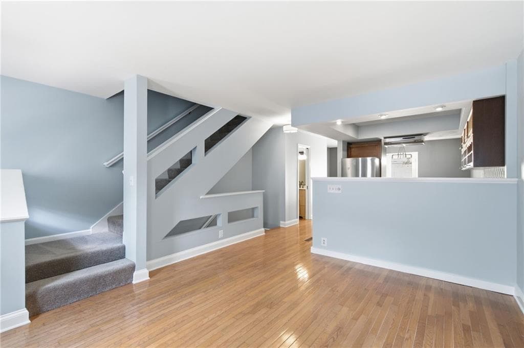 3 bedroom, 3 bathroom, 1,238 sq ft townhouse for rent at 856 Saint Charles Avenue 8, Atlanta, GA 30306 for $3,550 a month — photo 7