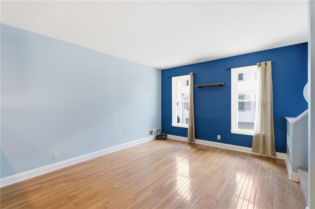 3 bedroom, 3 bathroom, 1,238 sq ft townhouse for rent at 856 Saint Charles Avenue 8, Atlanta, GA 30306 for $3,550 a month — photo 4