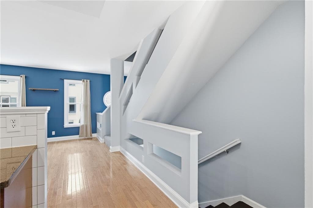 3 bedroom, 3 bathroom, 1,238 sq ft townhouse for rent at 856 Saint Charles Avenue 8, Atlanta, GA 30306 for $3,550 a month — photo 5