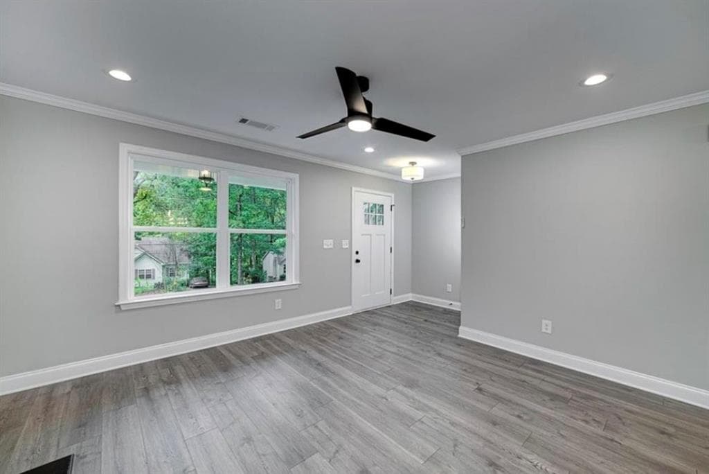 3 bedroom, 3 bathroom, 1,416 sq ft single family residence for rent at 6290 Akins Way, Cumming, GA 30041 for $2,300 a month — photo 8