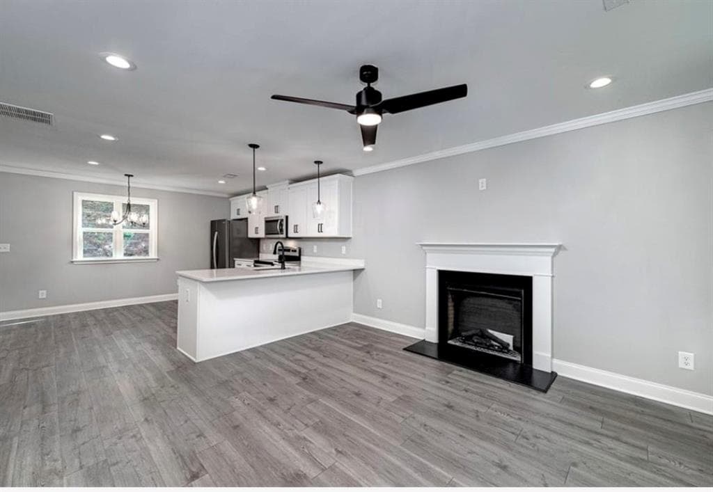 3 bedroom, 3 bathroom, 1,416 sq ft single family residence for rent at 6290 Akins Way, Cumming, GA 30041 for $2,300 a month — photo 3