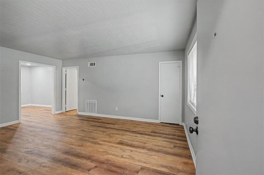 2 bedroom, 1 bathroom, 990 sq ft condominium for rent at 2430 Coosawattee Drive B, Atlanta, GA 30319 for $1,995 a month — photo 6
