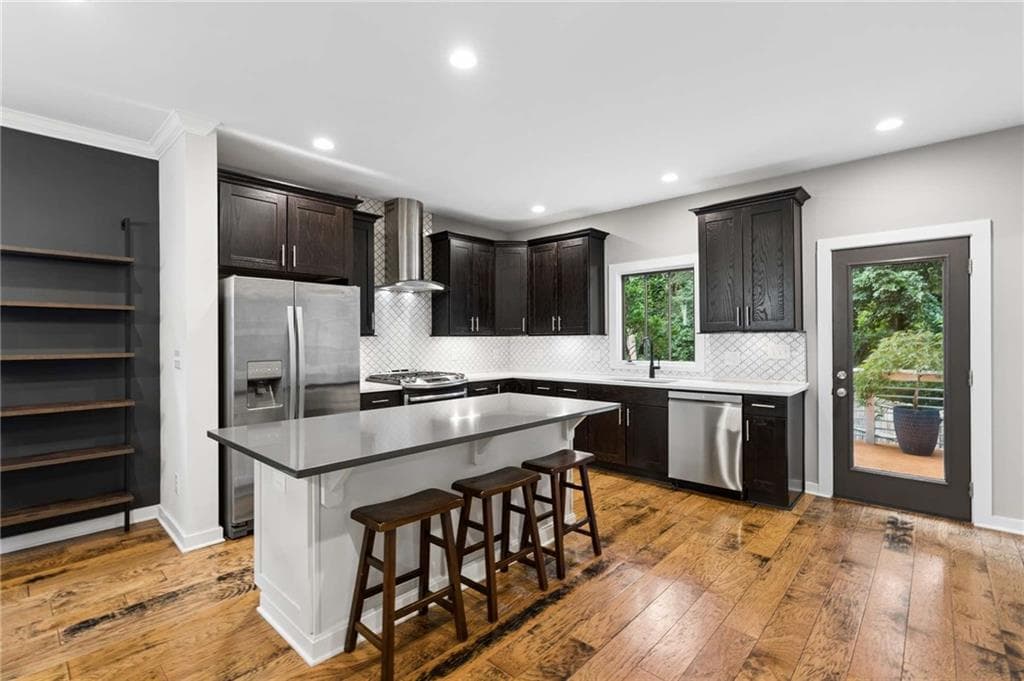 5 bedroom, 4 bathroom, 3,056 sq ft single family residence under contract at 1320 Arnold Avenue, Atlanta, GA 30324 — photo 8
