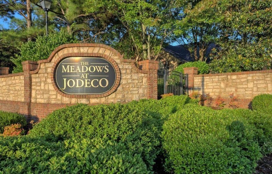 2 bedroom, 2 bathroom, 1,895 sq ft condominium for sale at 416 Kenley Court, Mcdonough, GA 30253 — photo 7