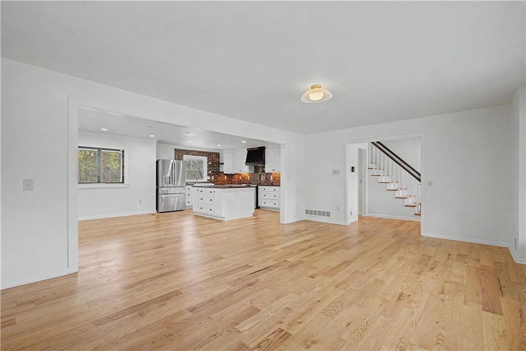 5 bedroom, 6 bathroom, 4,462 sq ft single family residence for sale at 50 Elder Drive, Jefferson, GA 30549 — photo 10