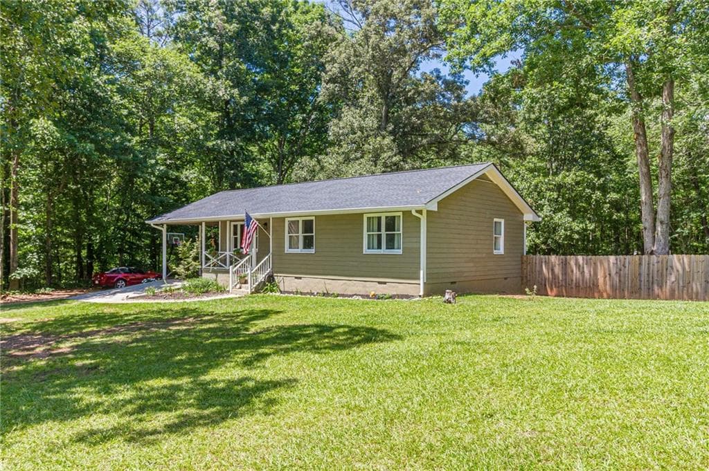 3 bedroom, 2 bathroom, 1,182 sq ft single family residence under contract at 2888 Whitney Road, Monroe, GA 30655 — photo 6