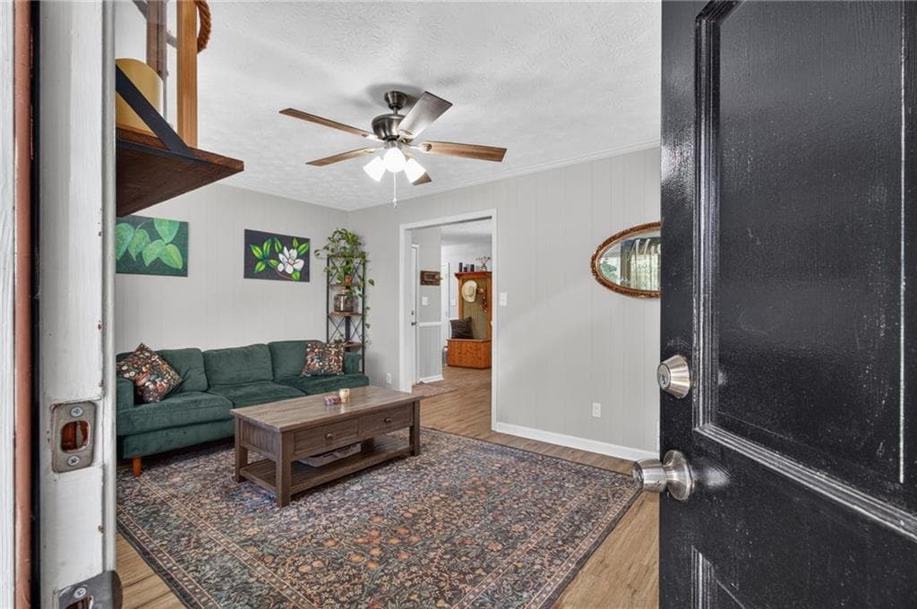 3 bedroom, 2 bathroom, 1,182 sq ft single family residence under contract at 2888 Whitney Road, Monroe, GA 30655 — photo 9